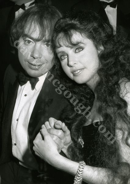 Andrew Lloyd and Sarah Brightman, NYC 1985Weber.jpg